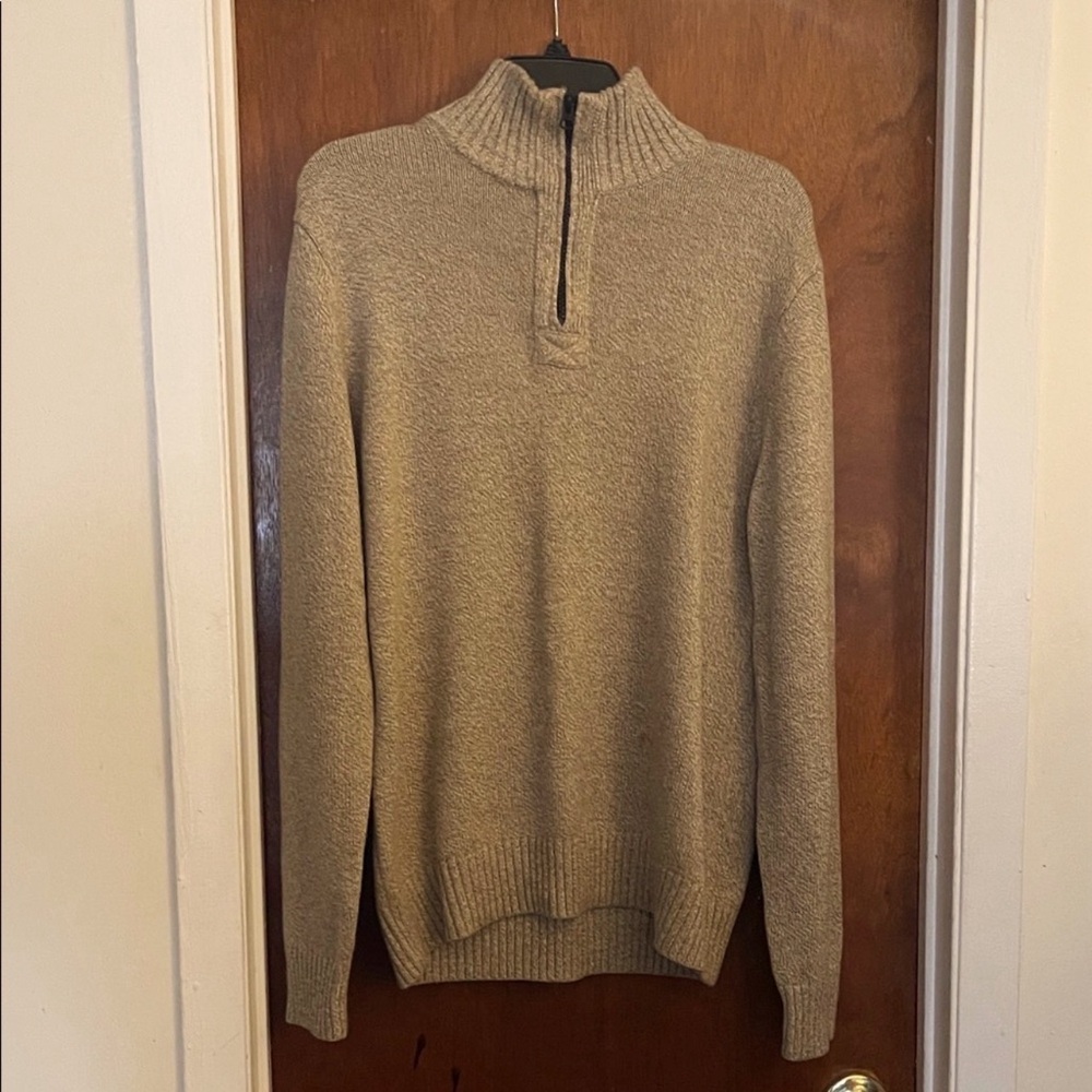 American Eagle Outfitters Men's Beige Zip-Up Sweater